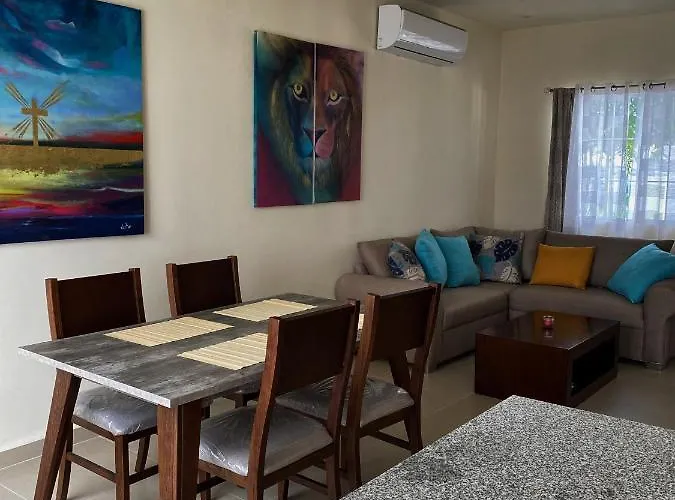 Cozy Family Vacation Near The Beach! Ferienhaus Playa del Carmen